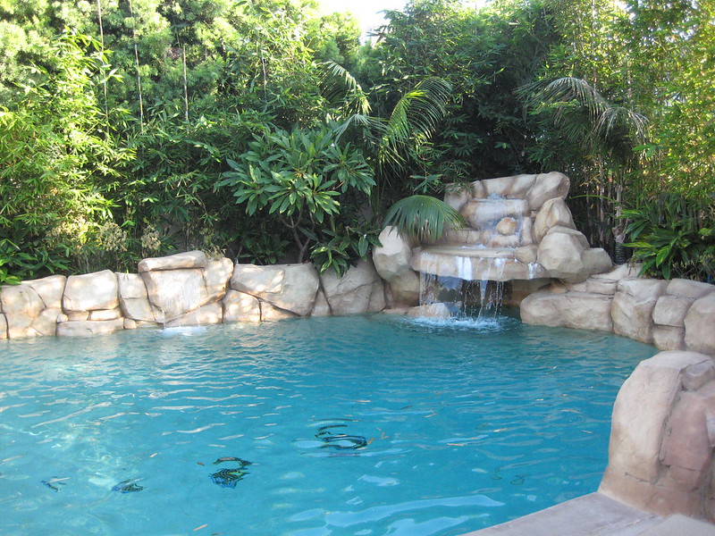 Tropical (Natural) Landscape Pool