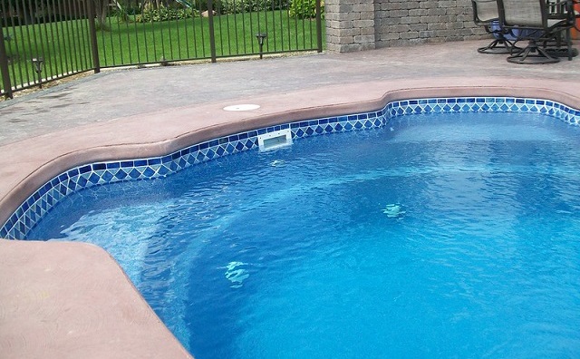 Quality pool service
