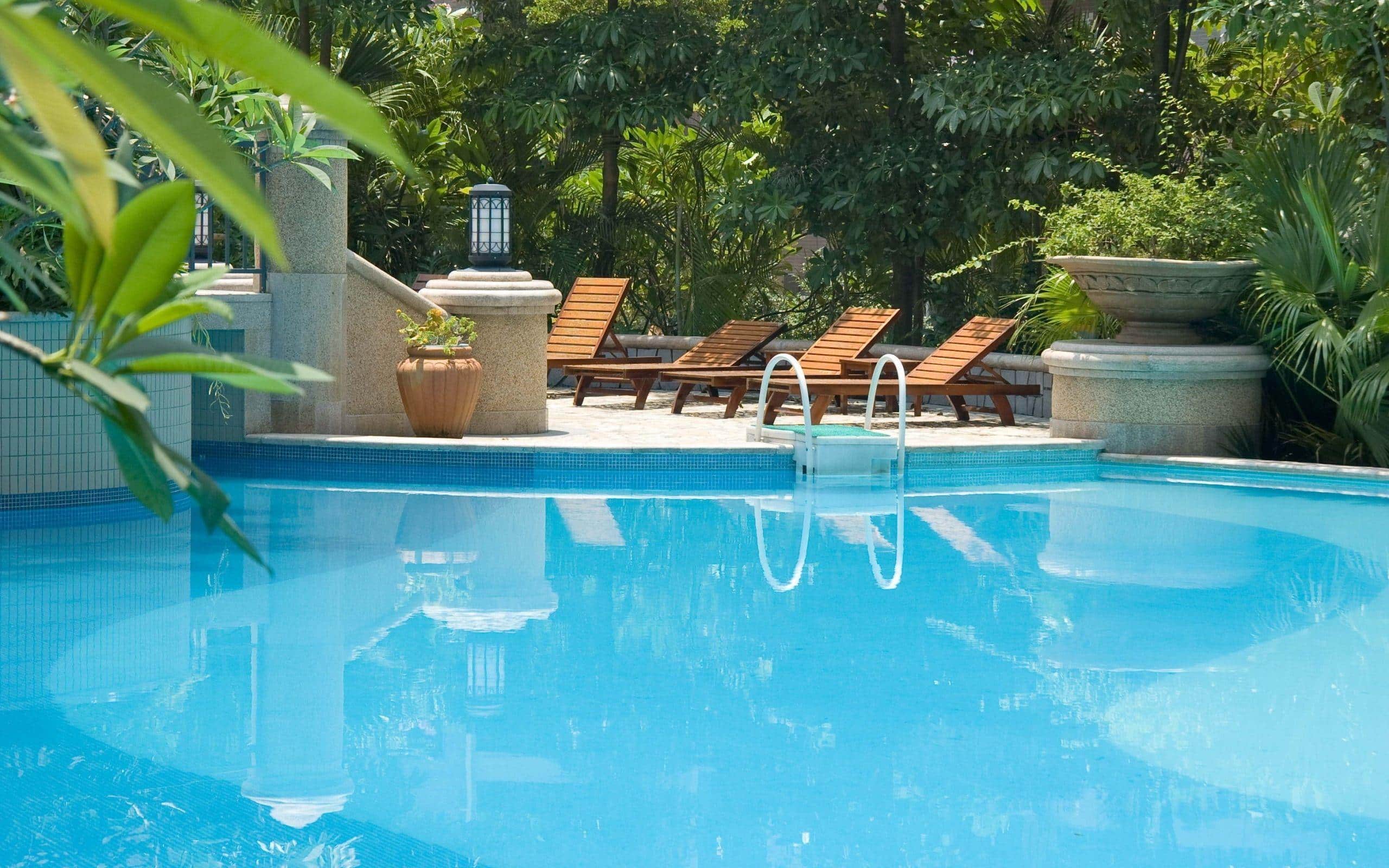 pool remodeling service Calabasas