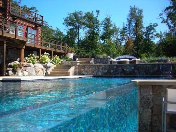 Glass Wall Pool