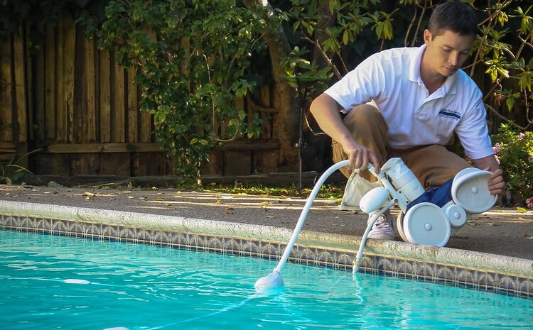cleaning your pool