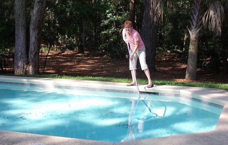 pool cleaning